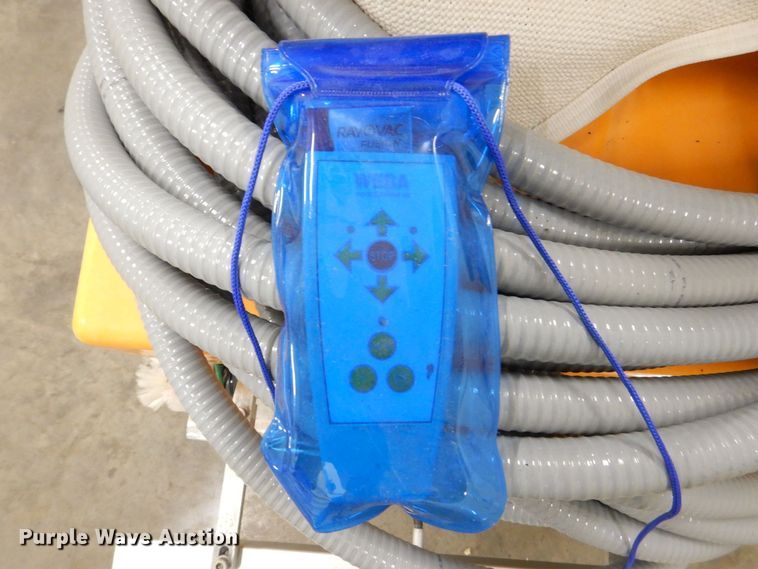 image for item MJ9906 Weda B600  pool cleaner