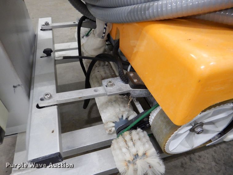 image for item MJ9906 Weda B600  pool cleaner