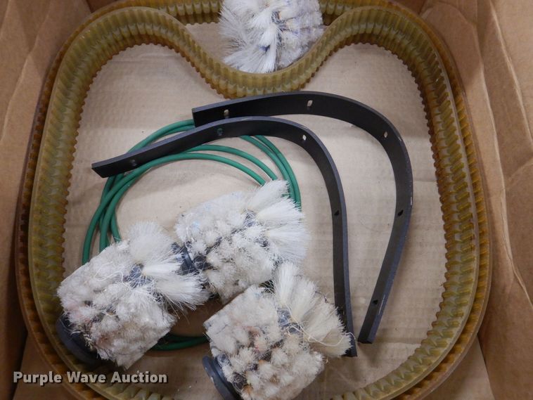 image for item MJ9906 Weda B600  pool cleaner