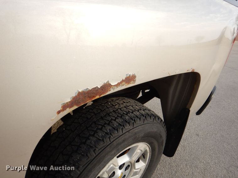 image for item MJ9907 2008 Chevrolet Silverado 1500 LT  Ext. Cab pickup truck