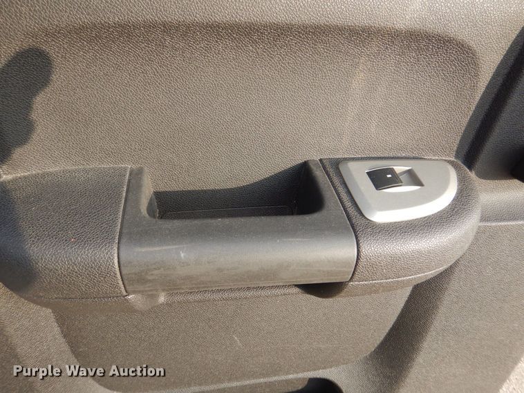 image for item MJ9907 2008 Chevrolet Silverado 1500 LT  Ext. Cab pickup truck