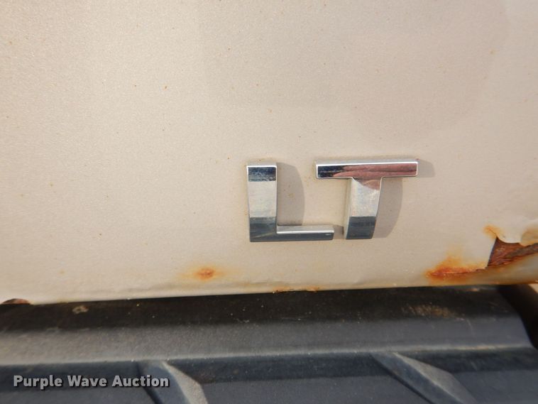 image for item MJ9907 2008 Chevrolet Silverado 1500 LT  Ext. Cab pickup truck