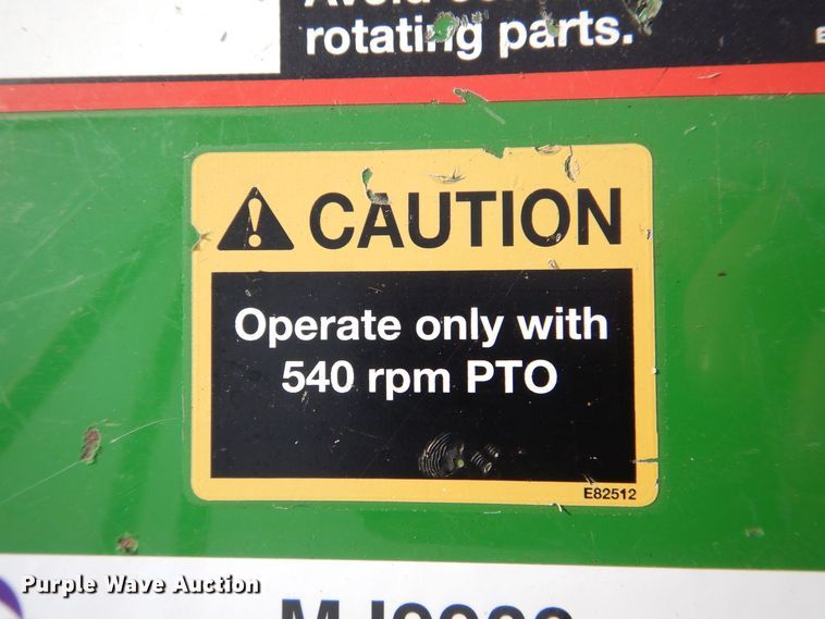 image for item MJ9909 2004 John Deere HX15  batwing rotary mower