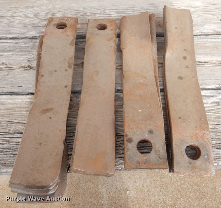 image for item MJ9909 2004 John Deere HX15  batwing rotary mower