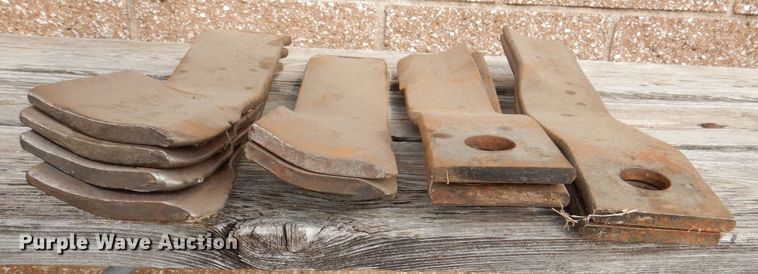 image for item MJ9909 2004 John Deere HX15  batwing rotary mower