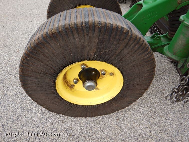 image for item MJ9909 2004 John Deere HX15  batwing rotary mower