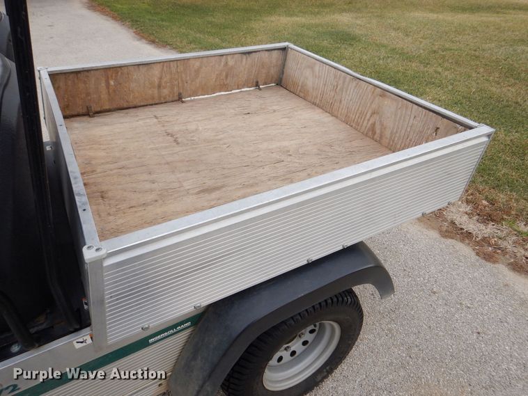 image for item MJ9910 2001 Club Car Carryall Turf 272  golf cart