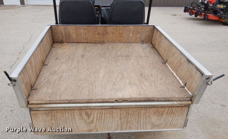 image for item MJ9910 2001 Club Car Carryall Turf 272  golf cart