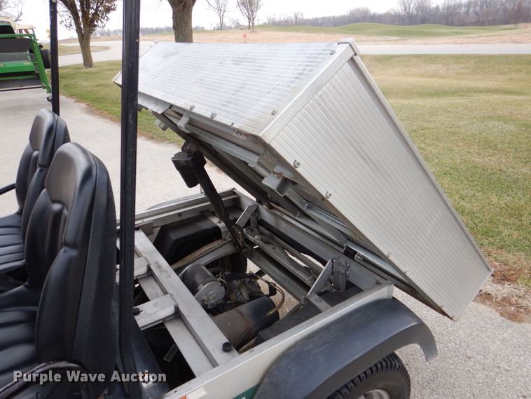 image for item MJ9910 2001 Club Car Carryall Turf 272  golf cart