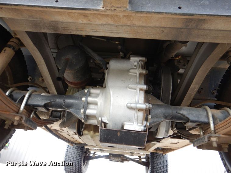 image for item MJ9910 2001 Club Car Carryall Turf 272  golf cart