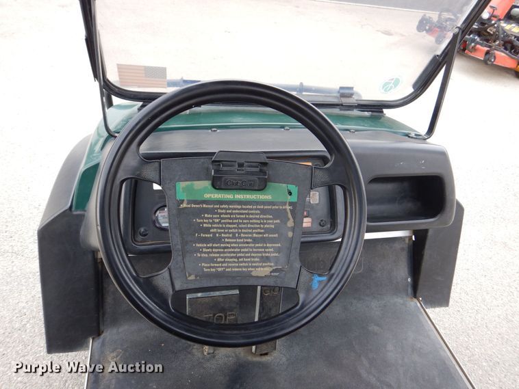 image for item MJ9910 2001 Club Car Carryall Turf 272  golf cart