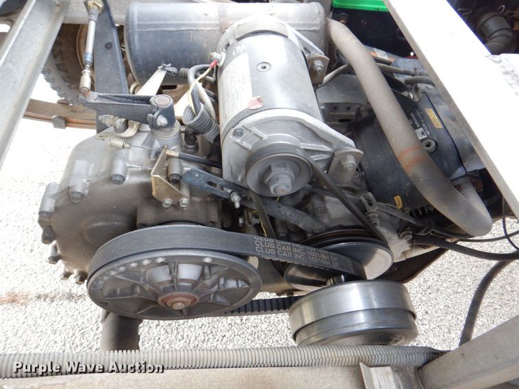 image for item MJ9910 2001 Club Car Carryall Turf 272  golf cart