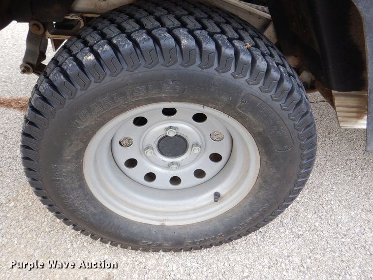 image for item MJ9910 2001 Club Car Carryall Turf 272  golf cart