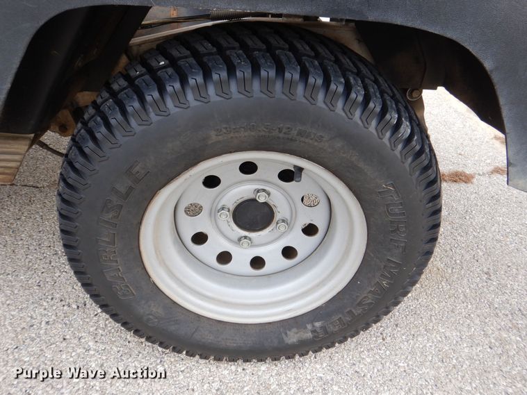 image for item MJ9910 2001 Club Car Carryall Turf 272  golf cart