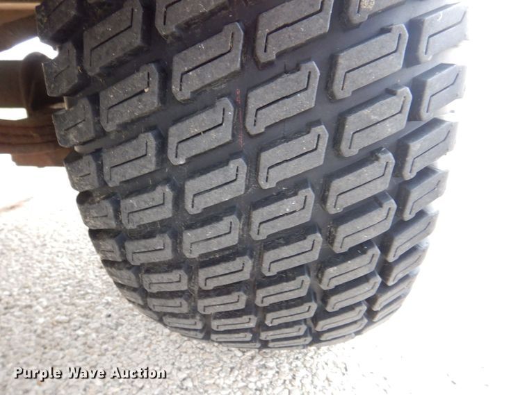 image for item MJ9910 2001 Club Car Carryall Turf 272  golf cart