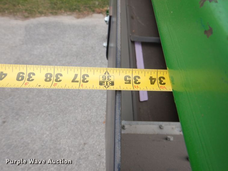 image for item MJ9911 2000 John Deere TD100  top dresser spreader