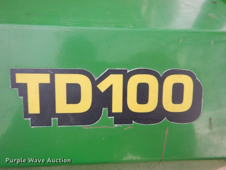 image for item MJ9911 2000 John Deere TD100  top dresser spreader