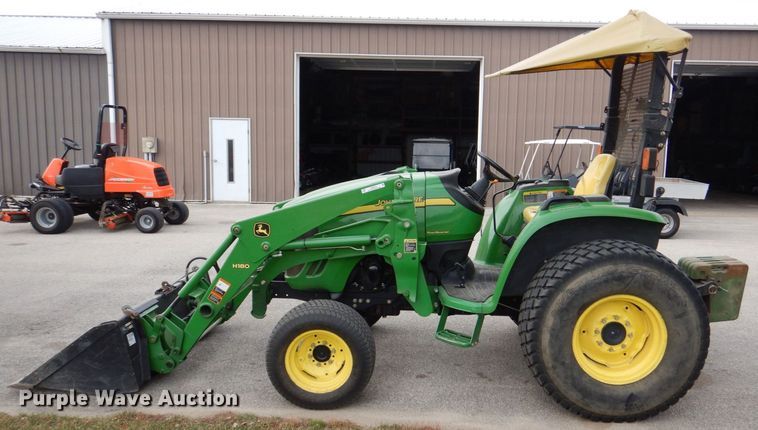 image for item MJ9912 2008 John Deere 4120  MFWD tractor