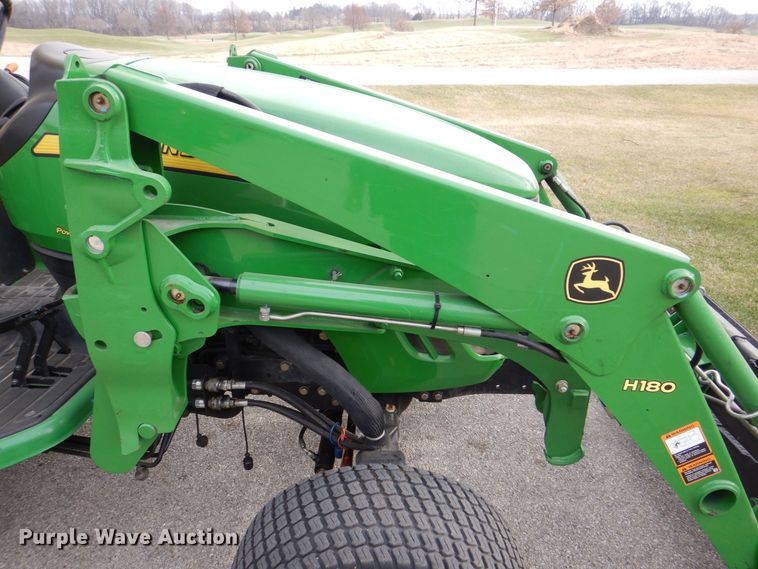 image for item MJ9912 2008 John Deere 4120  MFWD tractor