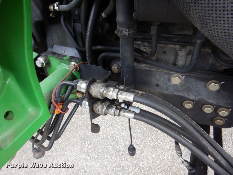 image for item MJ9912 2008 John Deere 4120  MFWD tractor