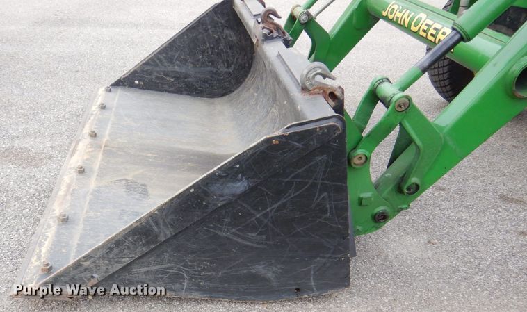 image for item MJ9912 2008 John Deere 4120  MFWD tractor