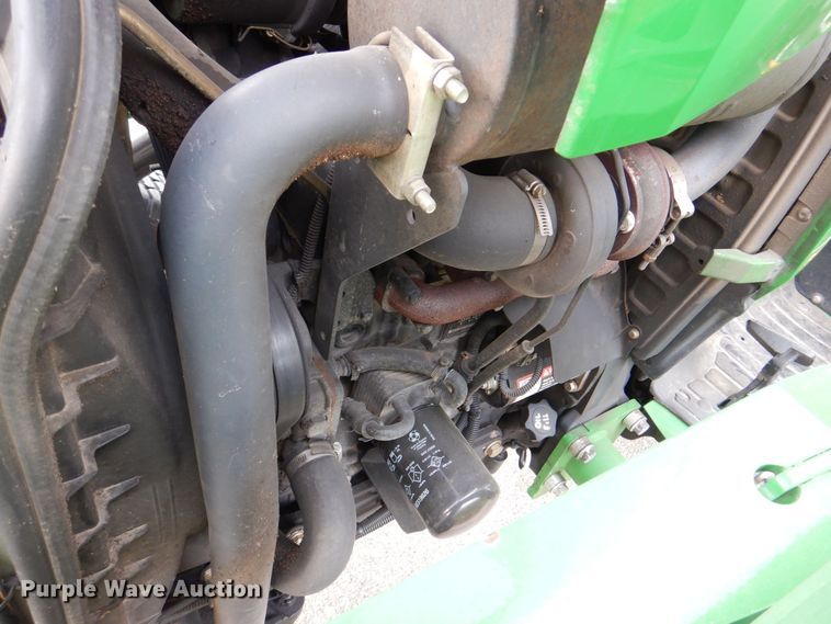 image for item MJ9912 2008 John Deere 4120  MFWD tractor