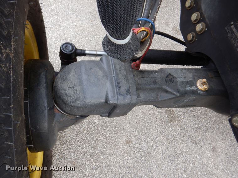 image for item MJ9912 2008 John Deere 4120  MFWD tractor