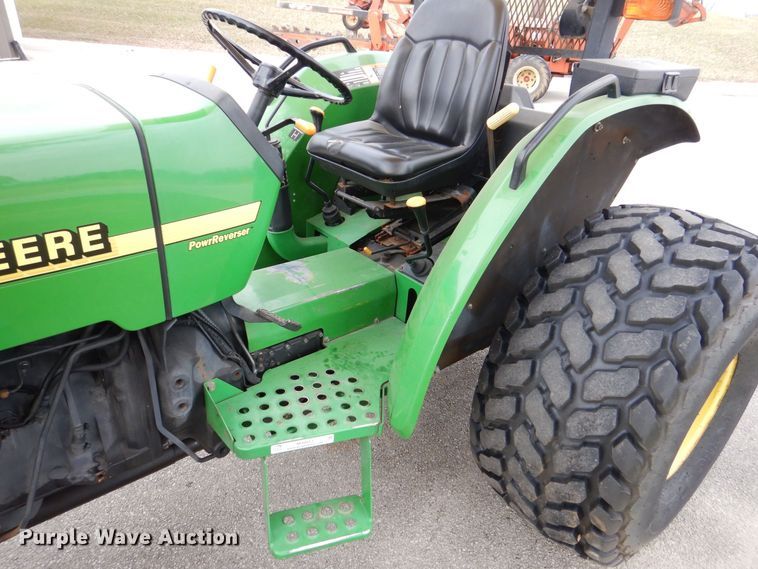 image for item MJ9913 1999 John Deere 5310  MFWD tractor