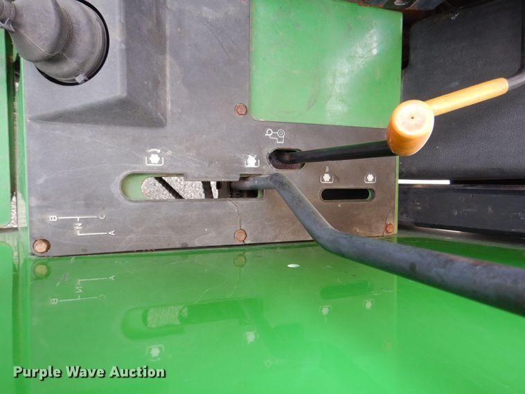 image for item MJ9913 1999 John Deere 5310  MFWD tractor