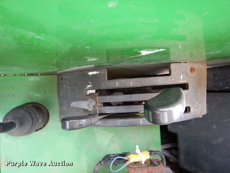 image for item MJ9913 1999 John Deere 5310  MFWD tractor