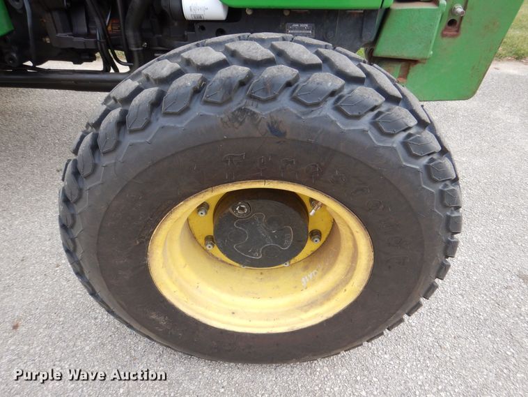 image for item MJ9913 1999 John Deere 5310  MFWD tractor