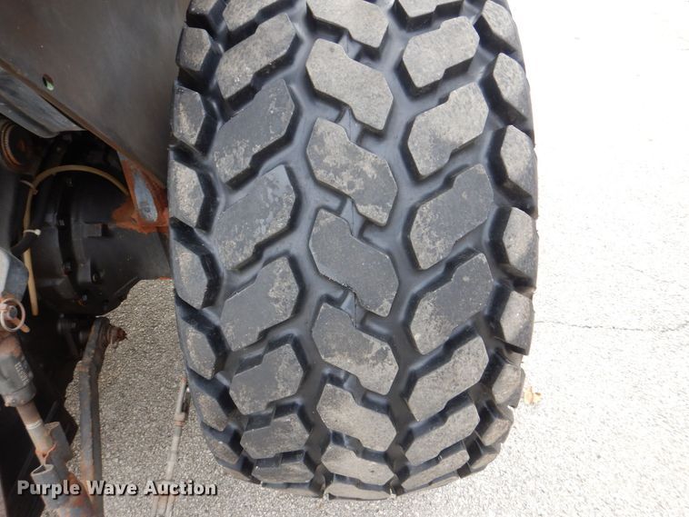 image for item MJ9913 1999 John Deere 5310  MFWD tractor