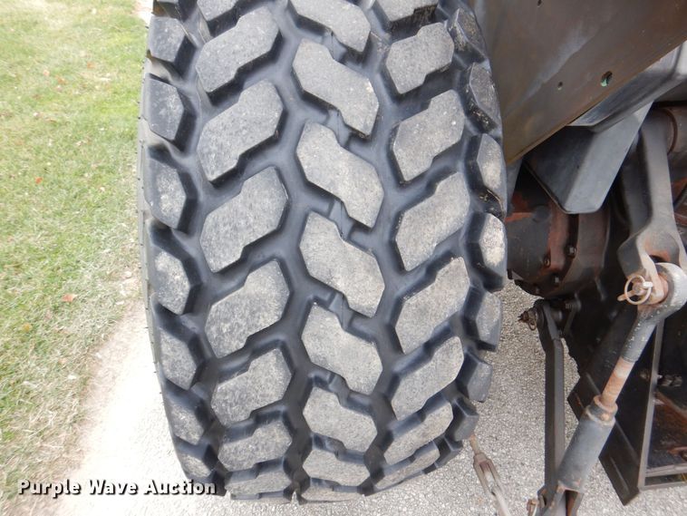 image for item MJ9913 1999 John Deere 5310  MFWD tractor