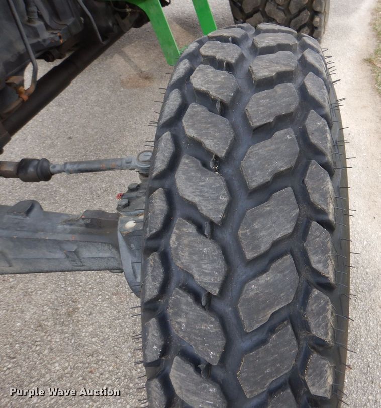 image for item MJ9913 1999 John Deere 5310  MFWD tractor