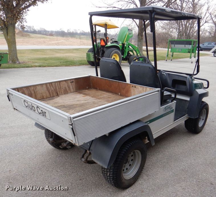 image for item MJ9914 2001 Club Car Carryall Turf 272  golf cart