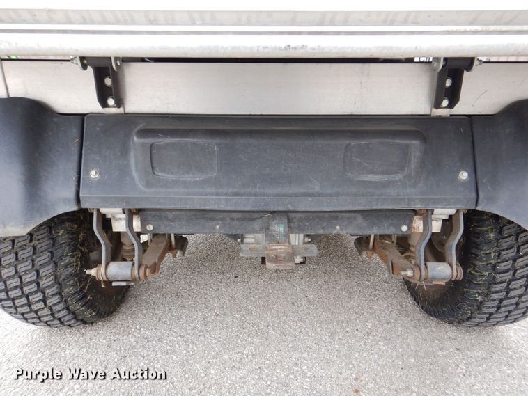 image for item MJ9914 2001 Club Car Carryall Turf 272  golf cart