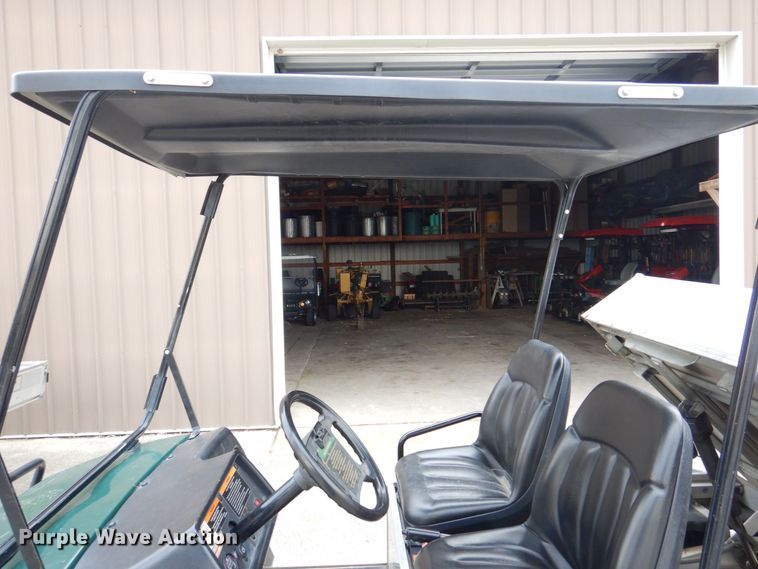 image for item MJ9914 2001 Club Car Carryall Turf 272  golf cart