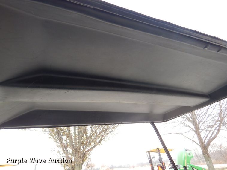 image for item MJ9914 2001 Club Car Carryall Turf 272  golf cart