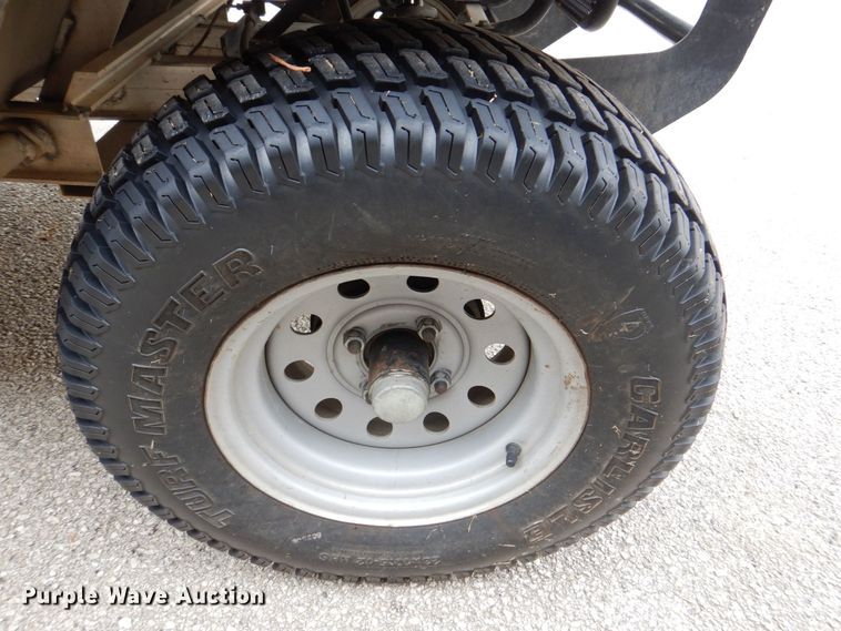 image for item MJ9914 2001 Club Car Carryall Turf 272  golf cart