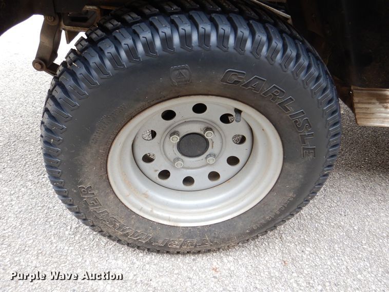 image for item MJ9914 2001 Club Car Carryall Turf 272  golf cart