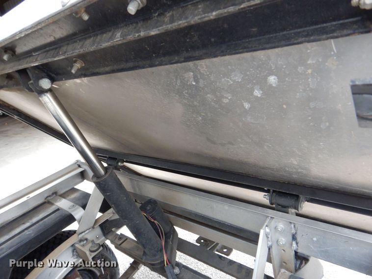 image for item MJ9915 2008 Club Car Carryall 1  golf cart