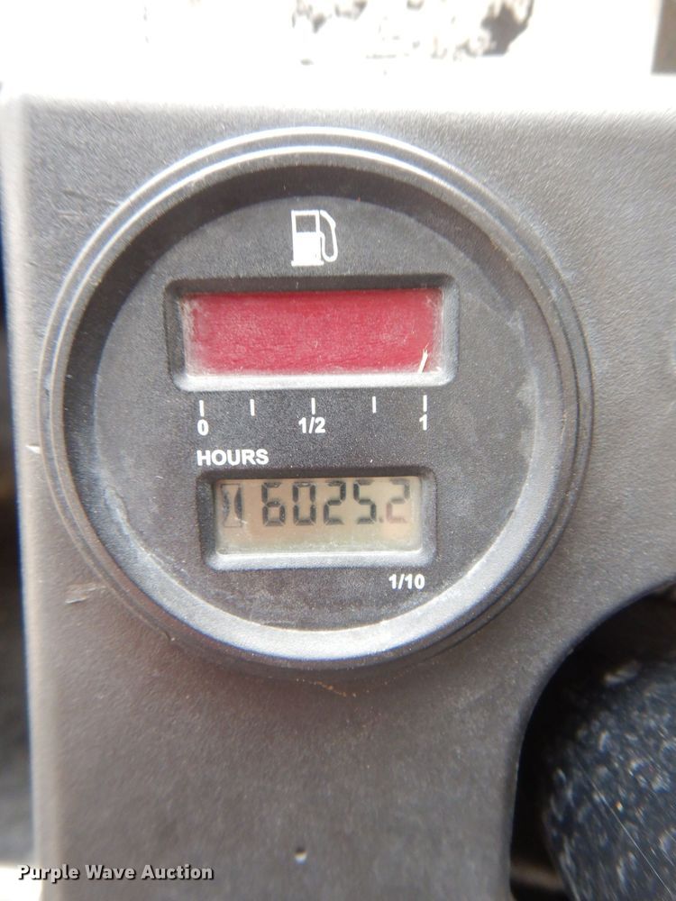 image for item MJ9915 2008 Club Car Carryall 1  golf cart