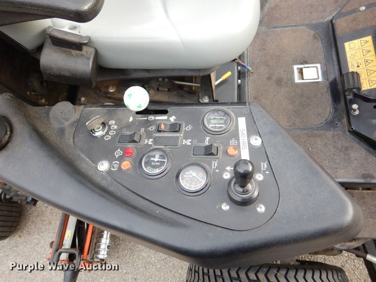 image for item MJ9916 2015 Jacobsen LF-1880  reel mower