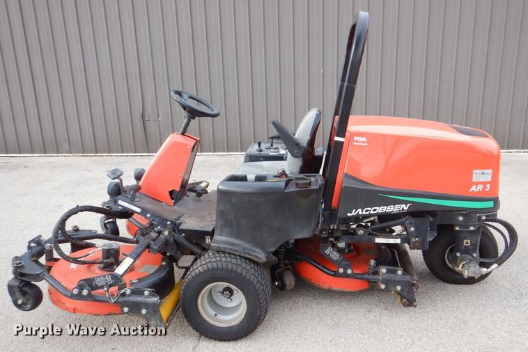 image for item MJ9917 2011 Jacobsen AR3  greens mower