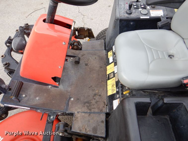 image for item MJ9917 2011 Jacobsen AR3  greens mower