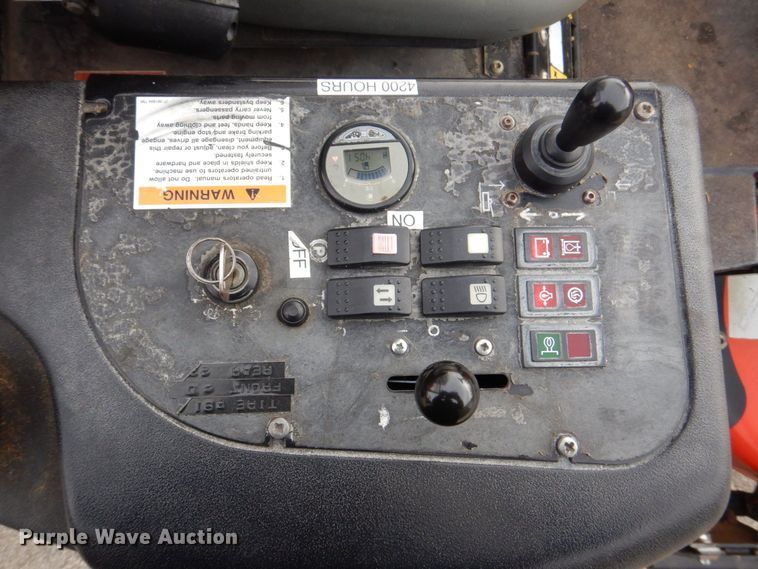 image for item MJ9917 2011 Jacobsen AR3  greens mower