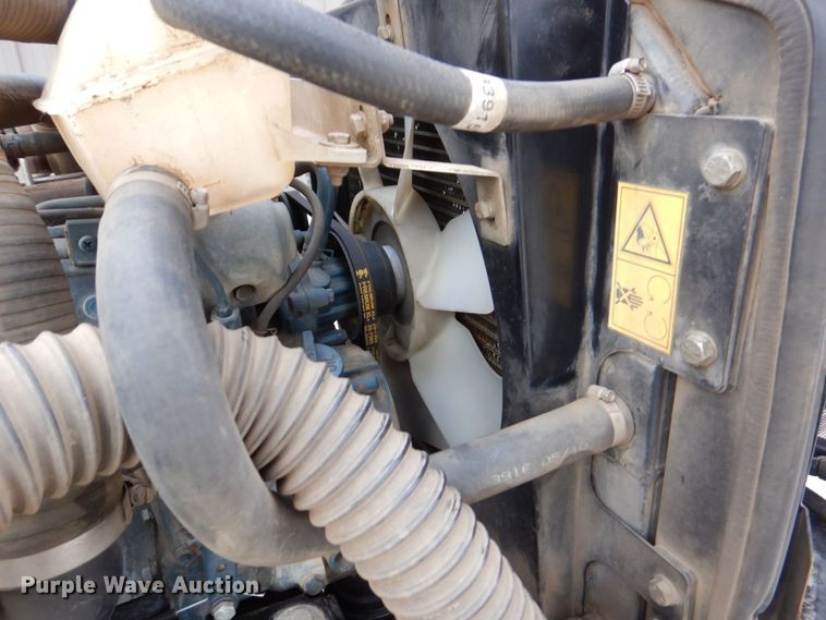 image for item MJ9917 2011 Jacobsen AR3  greens mower