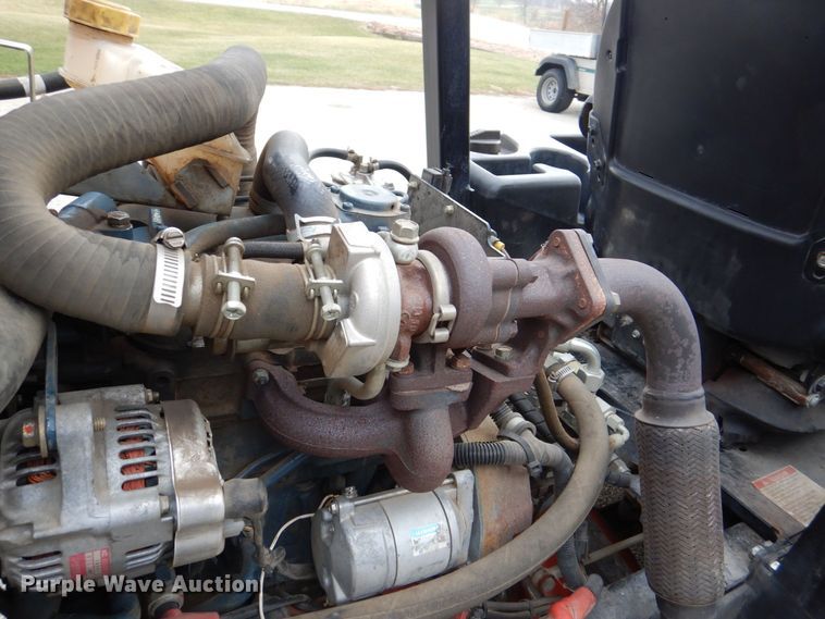 image for item MJ9917 2011 Jacobsen AR3  greens mower