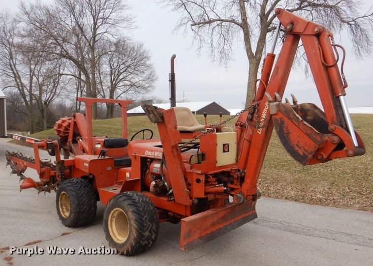 image for item MJ9918 1978 Ditch Witch R40  trencher