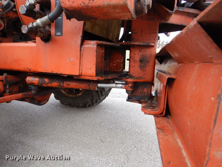 image for item MJ9918 1978 Ditch Witch R40  trencher